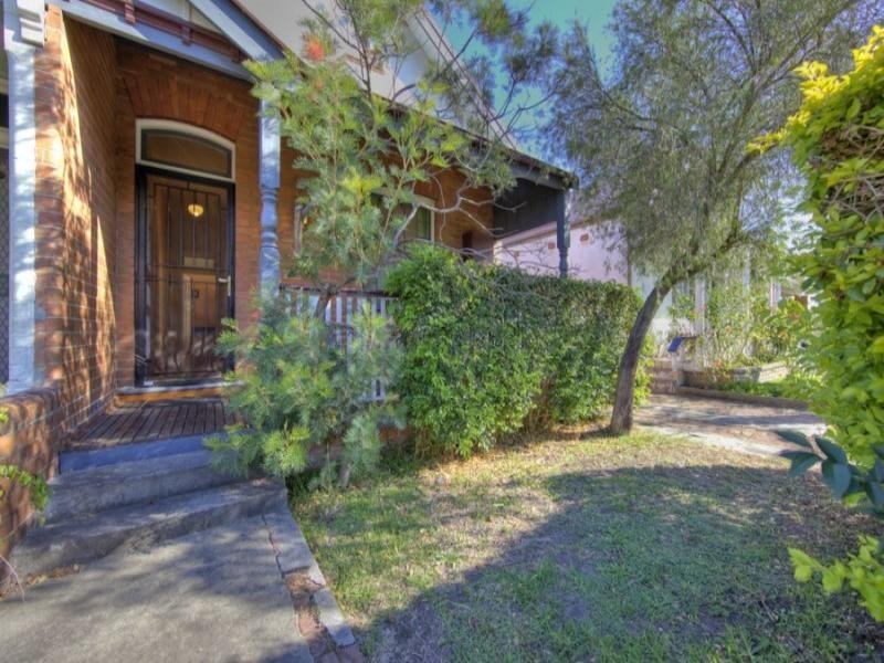 73 Everton Street, Hamilton NSW 2303