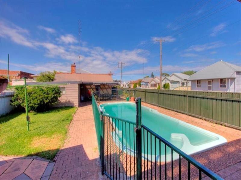 31 Hanbury Street, Mayfield NSW 2304