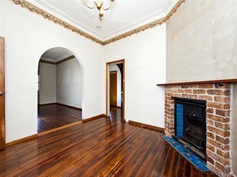 31 Hanbury Street, Mayfield NSW 2304