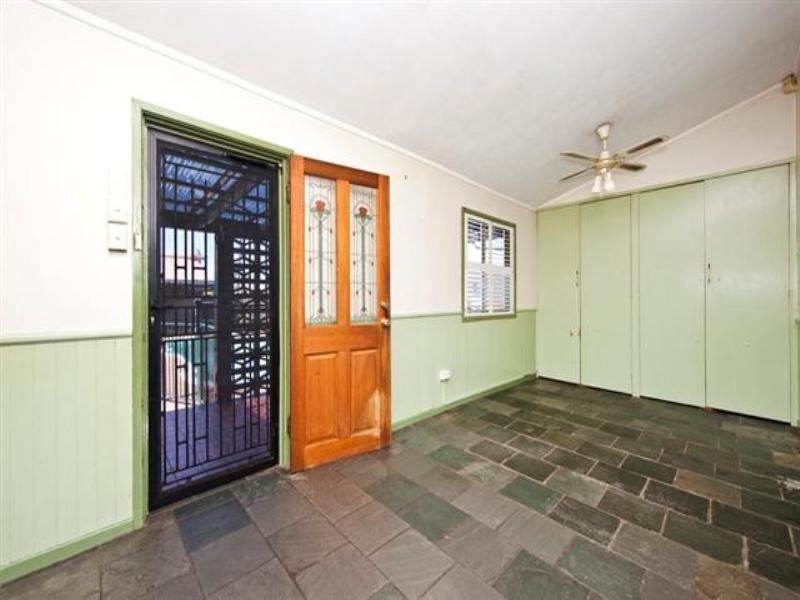 31 Hanbury Street, Mayfield NSW 2304