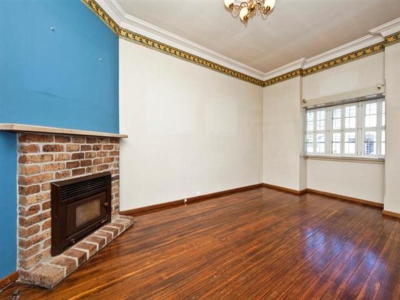 31 Hanbury Street, Mayfield NSW 2304