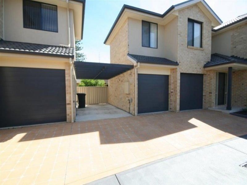 30-32 Martin Street, Warners Bay NSW 2282