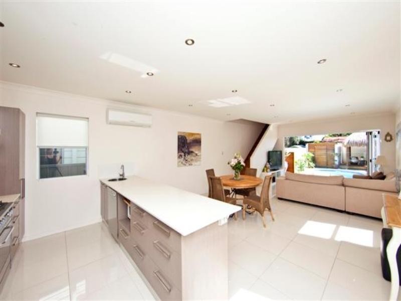 190 Lawson Street, Hamilton South NSW 2303