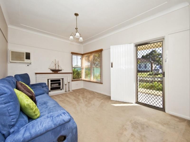 37 Raglan Street, Wallsend NSW 2287