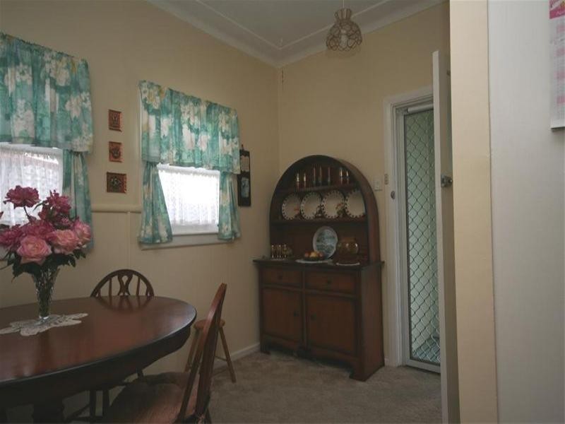 36 Lovell Parade, Shortland NSW 2307