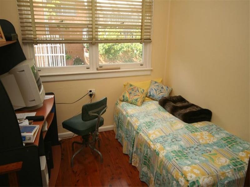 36 Lovell Parade, Shortland NSW 2307