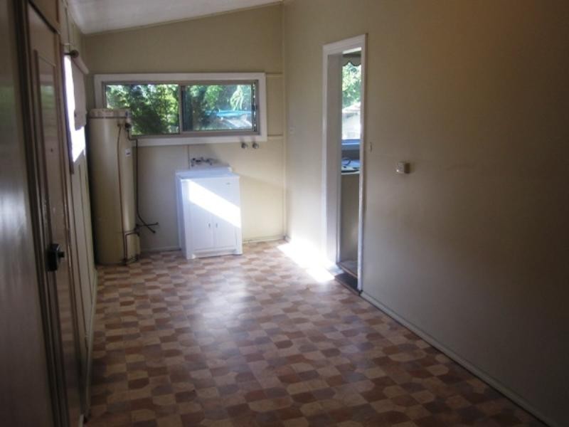 183 Broadmeadow Road, Broadmeadow NSW 2292