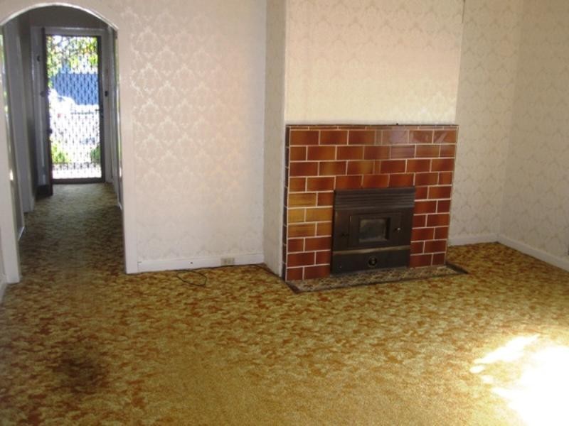 183 Broadmeadow Road, Broadmeadow NSW 2292