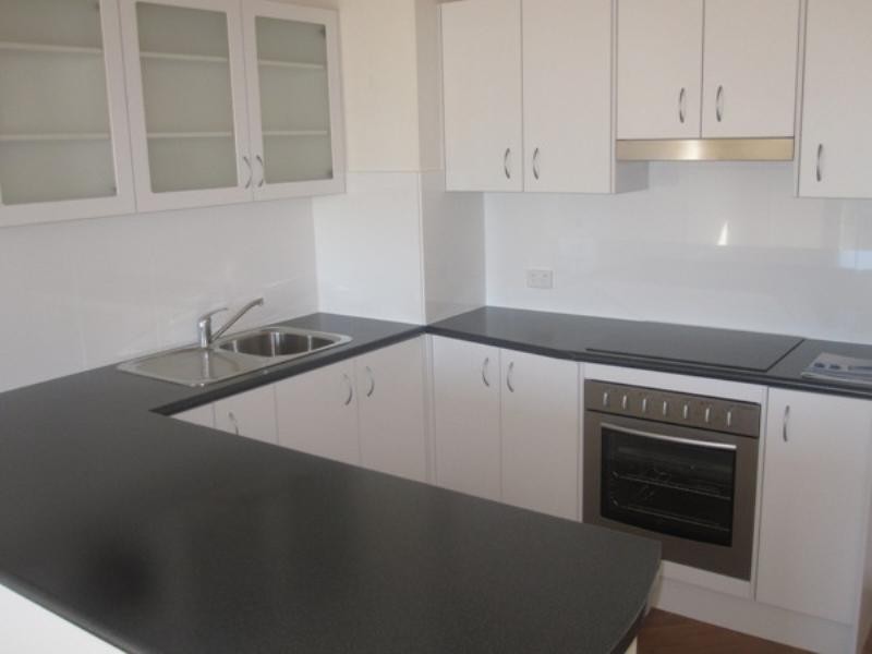 11/17 Hillview Crescent, Newcastle NSW 2300