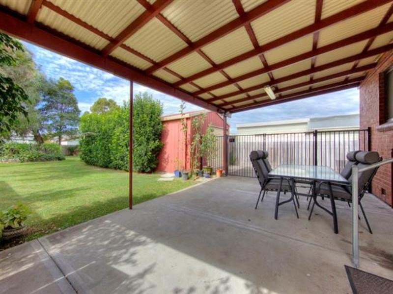22 Robb Street, Belmont NSW 2280