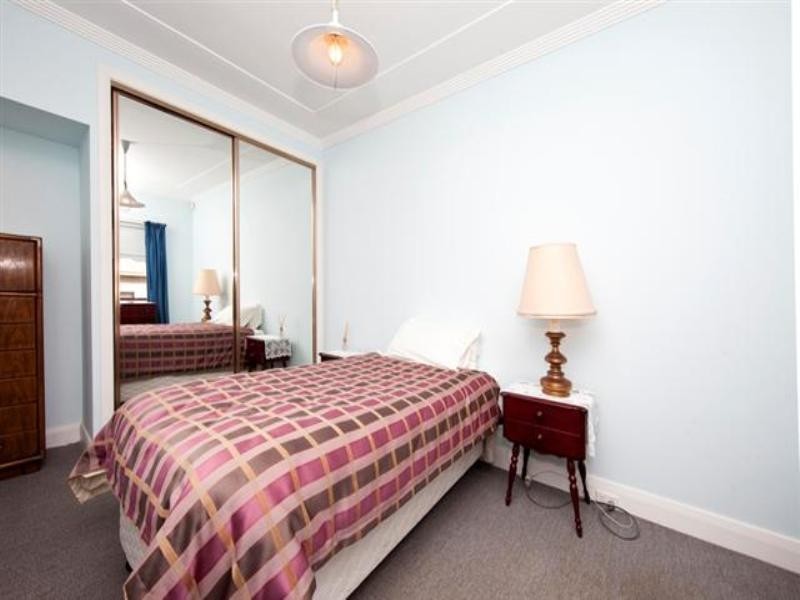 22 Robb Street, Belmont NSW 2280