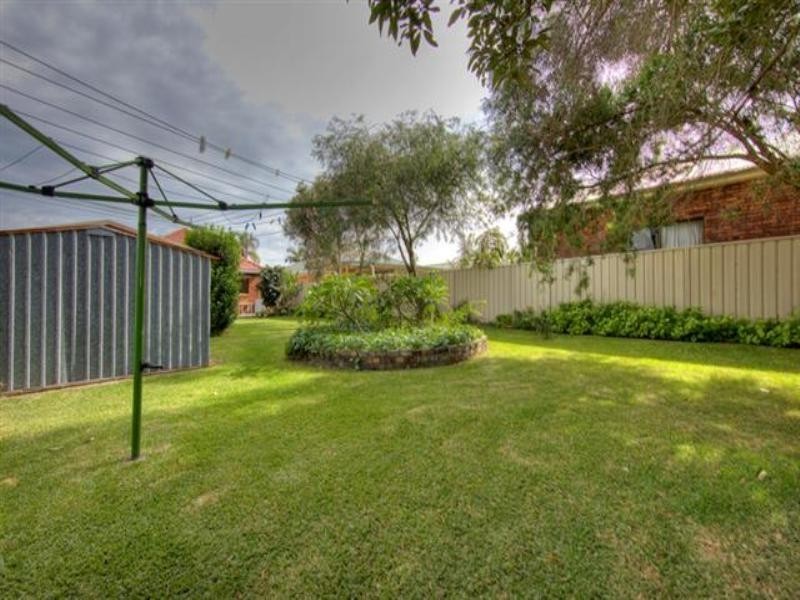 22 Robb Street, Belmont NSW 2280