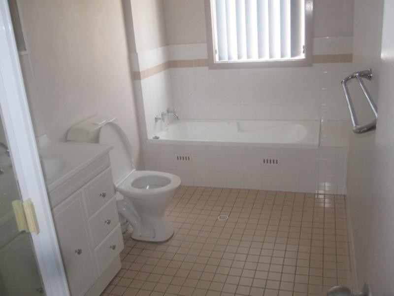 13/9 Bishopgate Street, Wickham NSW 2293