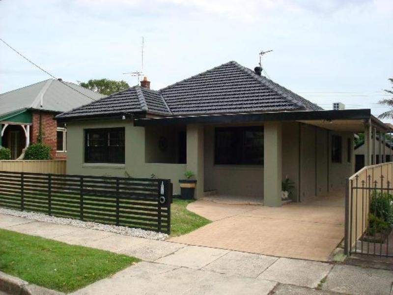 3 Mabel Street, Georgetown NSW 2298