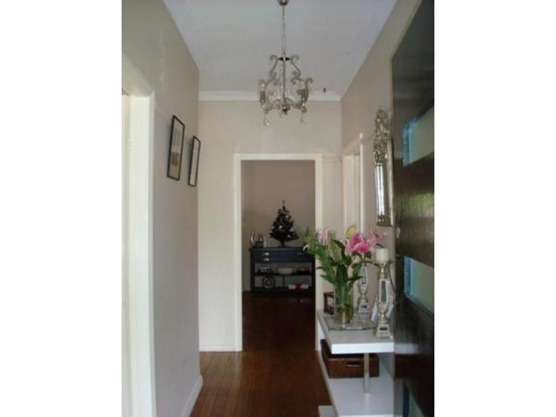 3 Mabel Street, Georgetown NSW 2298