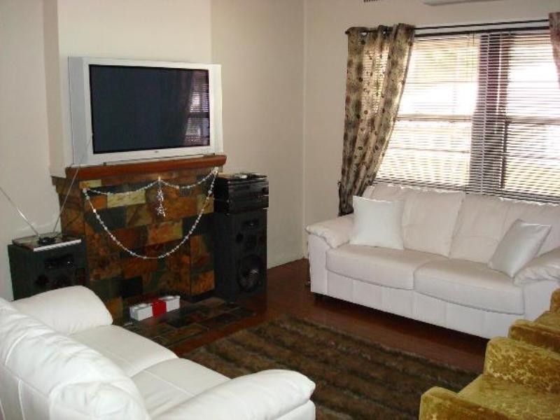 3 Mabel Street, Georgetown NSW 2298