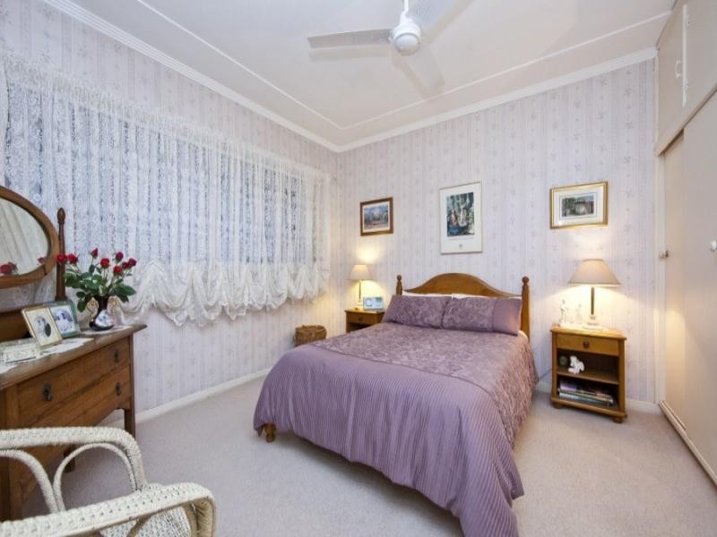 14 Travers Avenue, Mayfield West NSW 2304