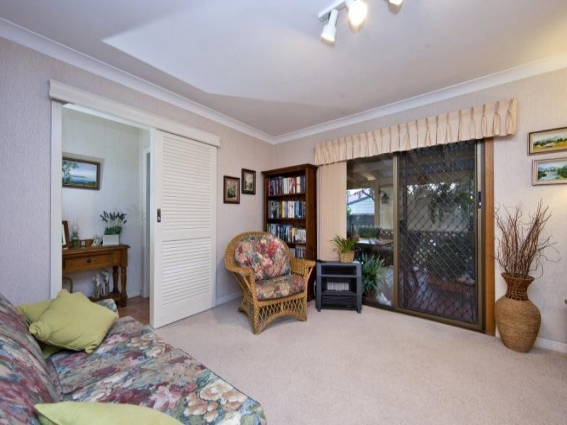 14 Travers Avenue, Mayfield West NSW 2304