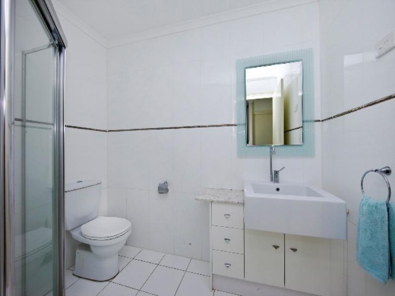 2/25 Patrick Street, Merewether NSW 2291