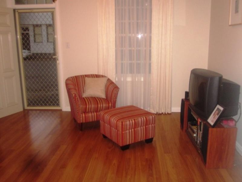 4/30 Bruce Street, Cooks Hill NSW 2300