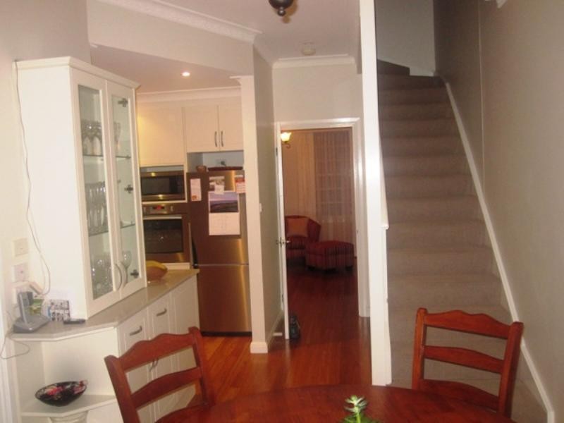 4/30 Bruce Street, Cooks Hill NSW 2300