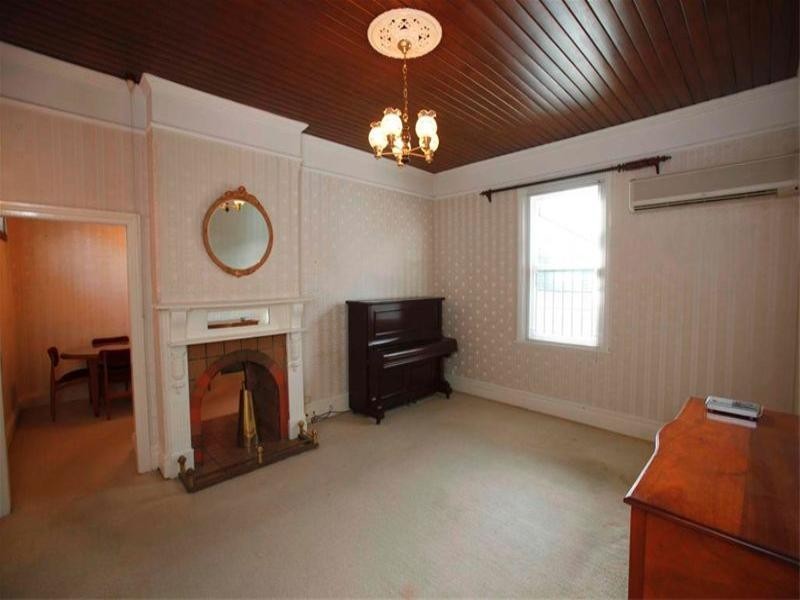 22 James Street, Hamilton NSW 2303