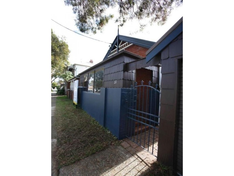 22 James Street, Hamilton NSW 2303