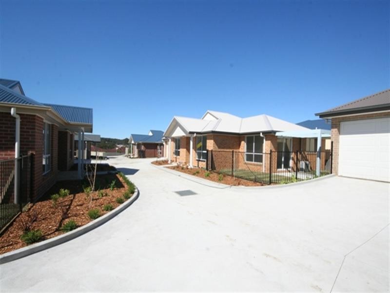 18 Croudace Road, Elermore Vale NSW 2287