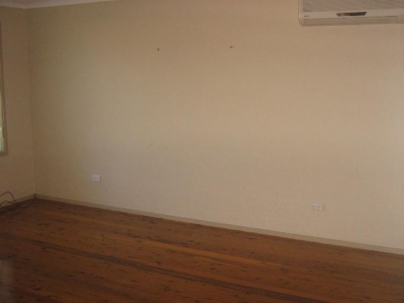 12 Thomas Street, Dudley NSW 2290