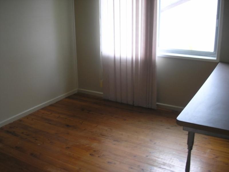 6 Sixth Street, Cardiff NSW 2285