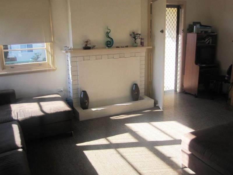 16 Davies Avenue, Wallsend NSW 2287