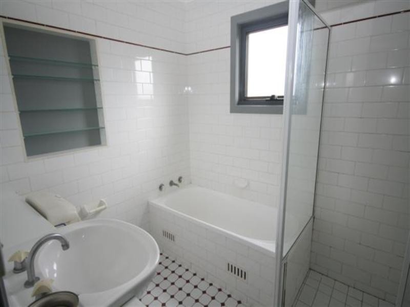 2/80 Turton Road, Waratah NSW 2298