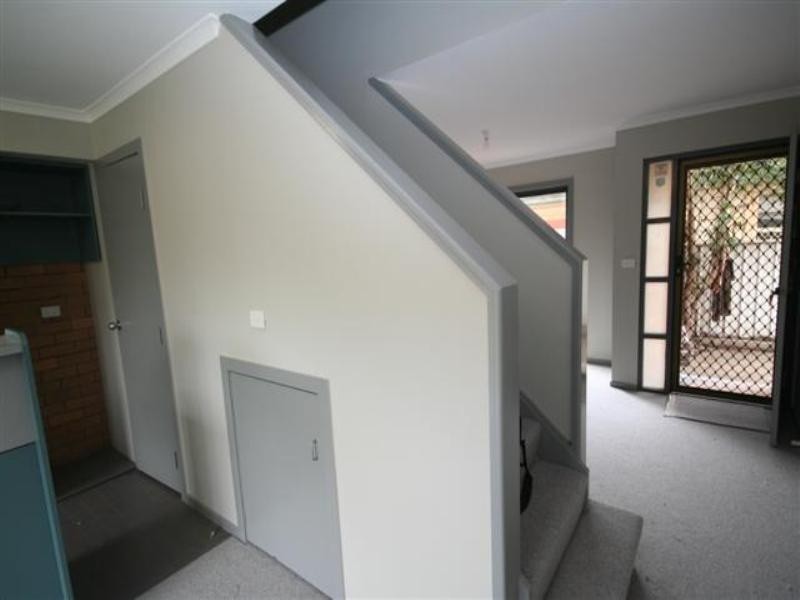 2/80 Turton Road, Waratah NSW 2298