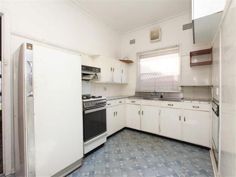 68 Waratah Avenue, Charlestown NSW 2290