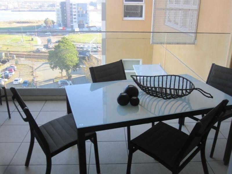 904/489 Hunter Street, Newcastle NSW 2300