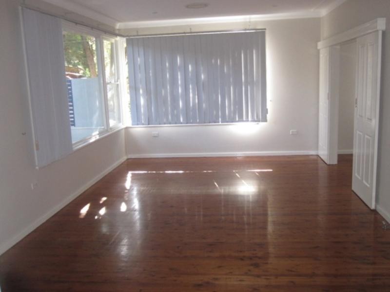 3 Kimbarra Close, Kotara NSW 2289