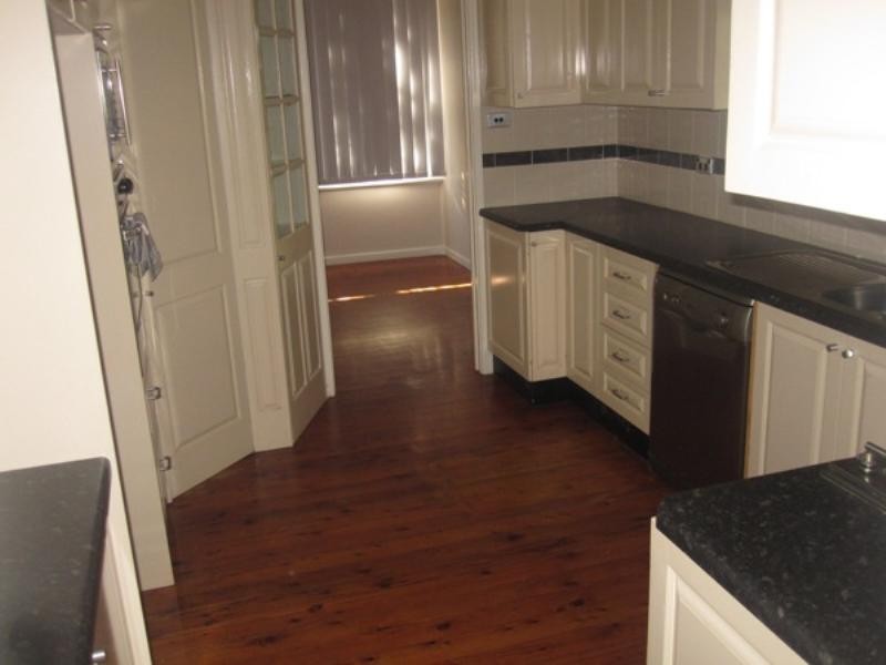 3 Kimbarra Close, Kotara NSW 2289