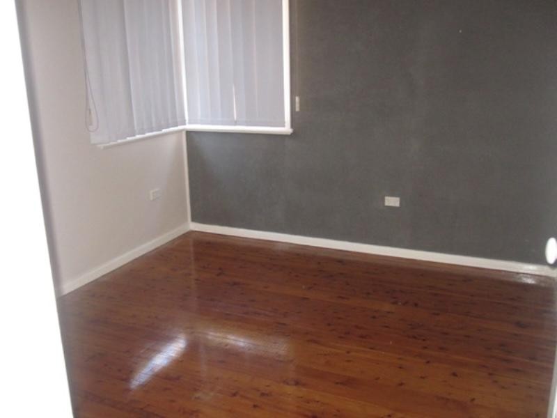 3 Kimbarra Close, Kotara NSW 2289