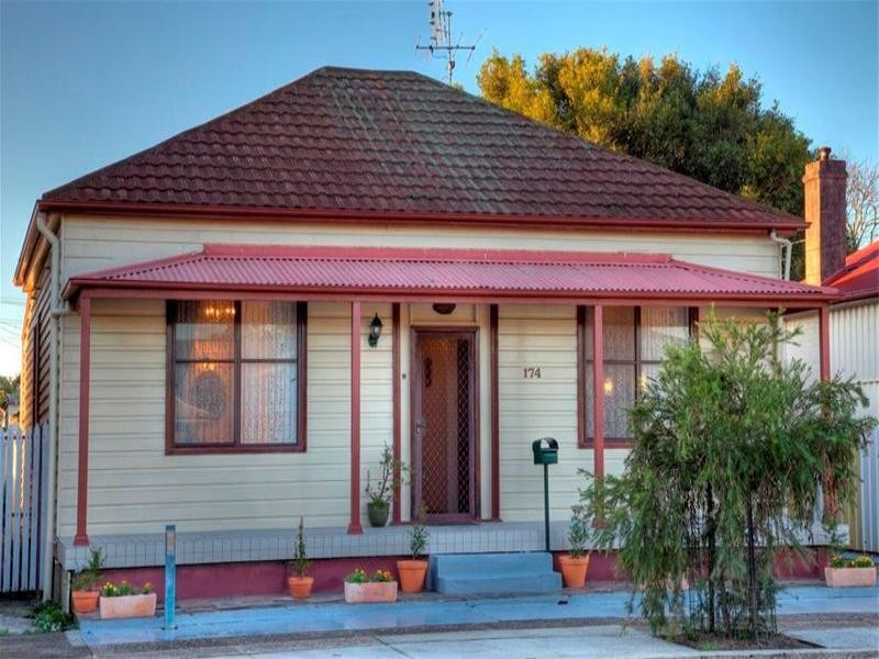 174 Lindsay Street, Hamilton NSW 2303