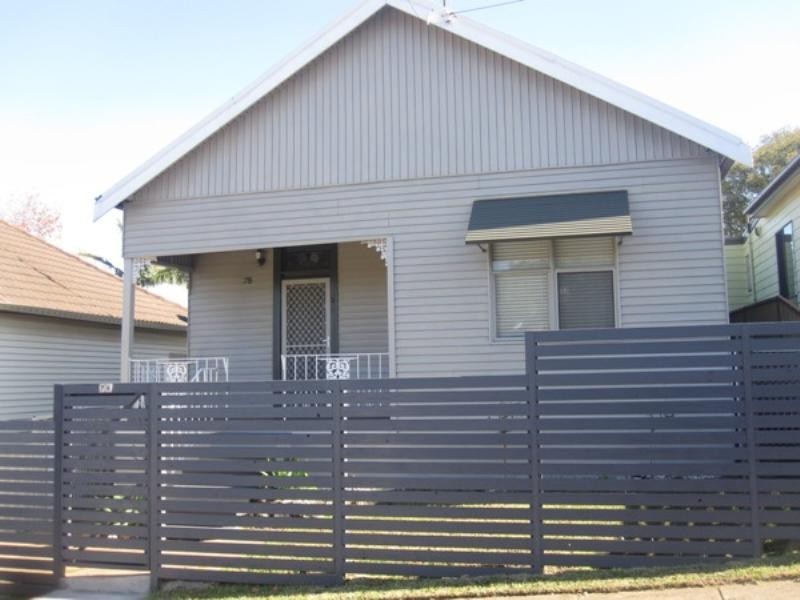 78 Barton Street, Mayfield NSW 2304