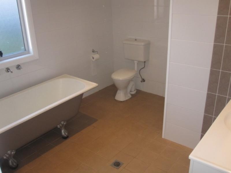 78 Barton Street, Mayfield NSW 2304