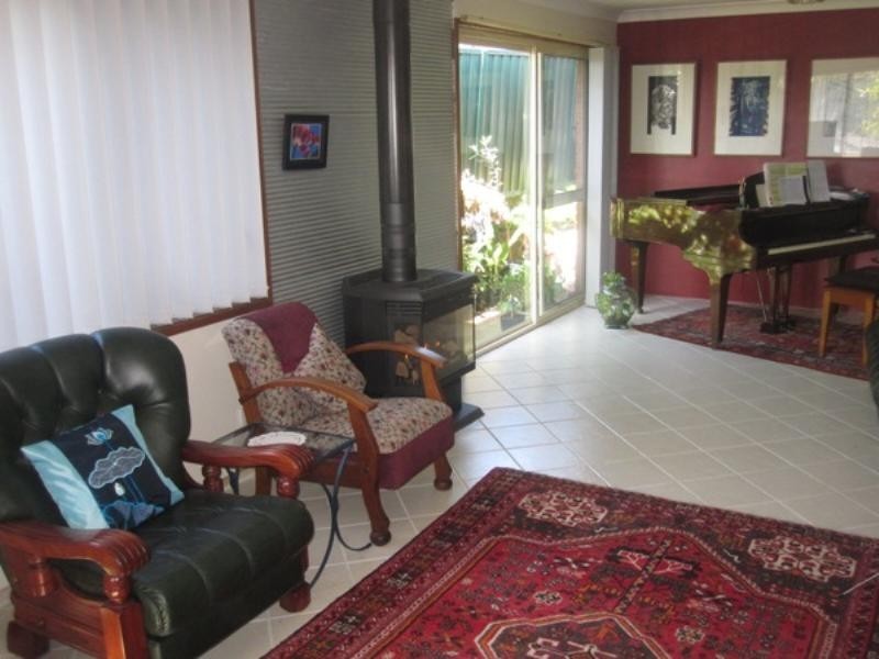 1/4 Simpson Court, Mayfield NSW 2304