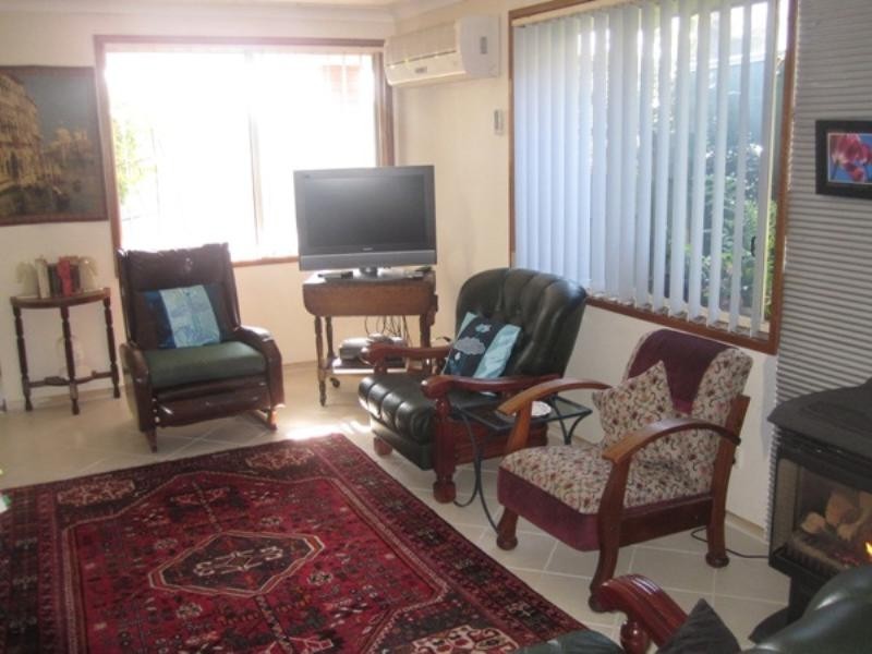 1/4 Simpson Court, Mayfield NSW 2304