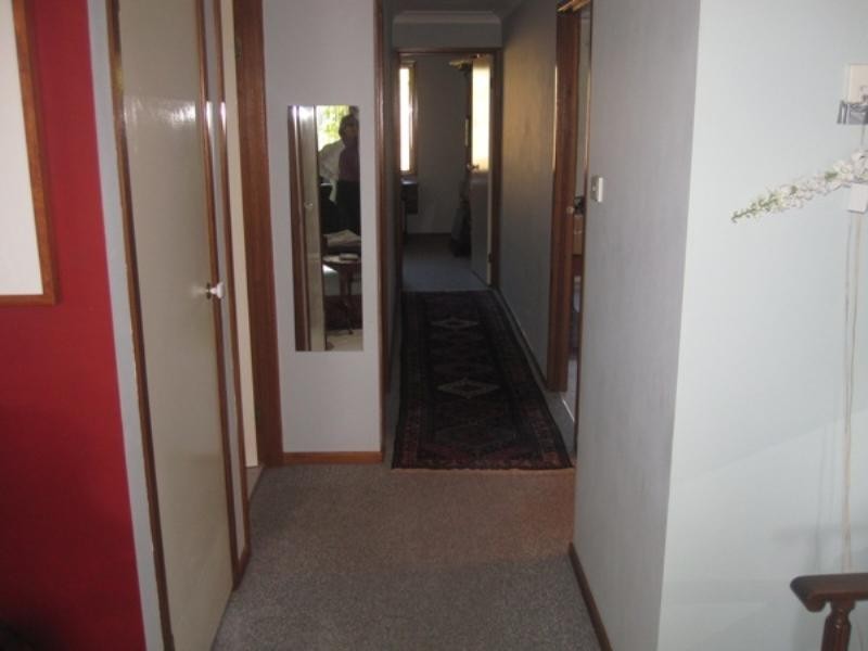 1/4 Simpson Court, Mayfield NSW 2304