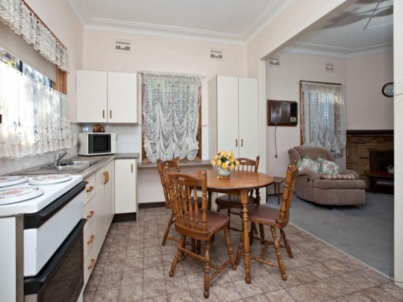 12 Georgetown Road, Georgetown NSW 2298