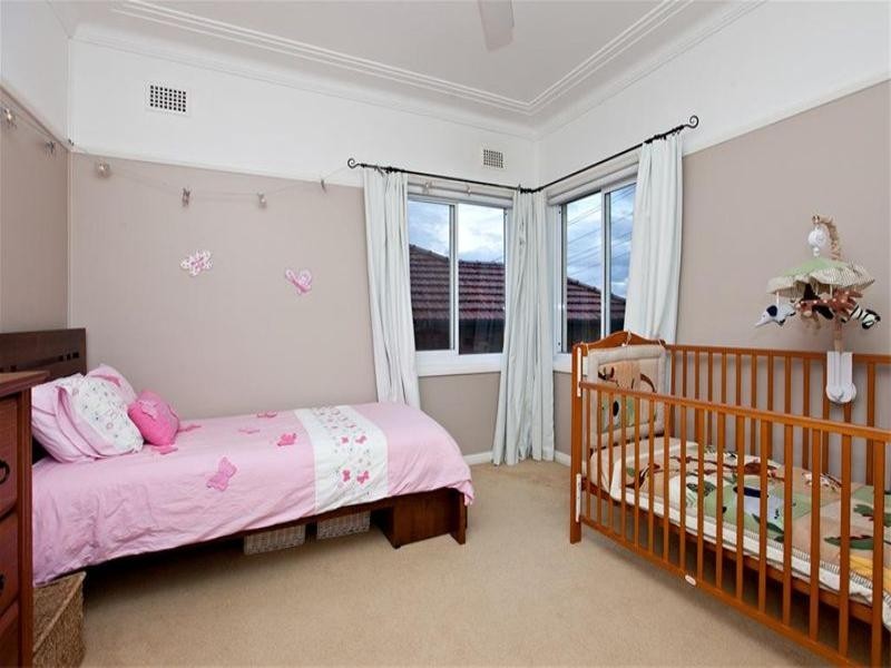 60 Croudace Street, Lambton NSW 2299