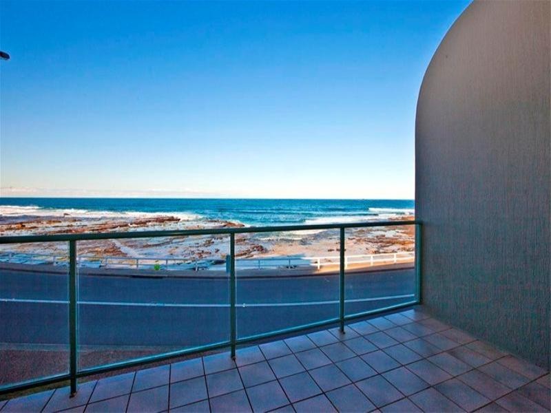 2/1 Shortland Esplanade, Newcastle East NSW 2300