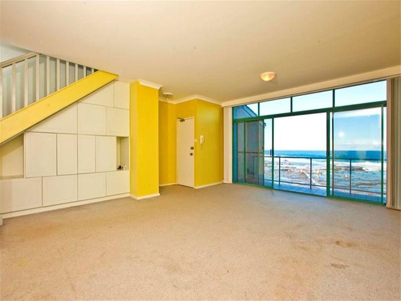 2/1 Shortland Esplanade, Newcastle East NSW 2300