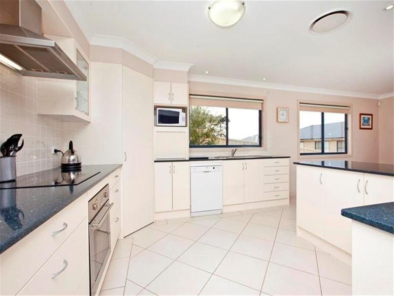 Valentine NSW 2280