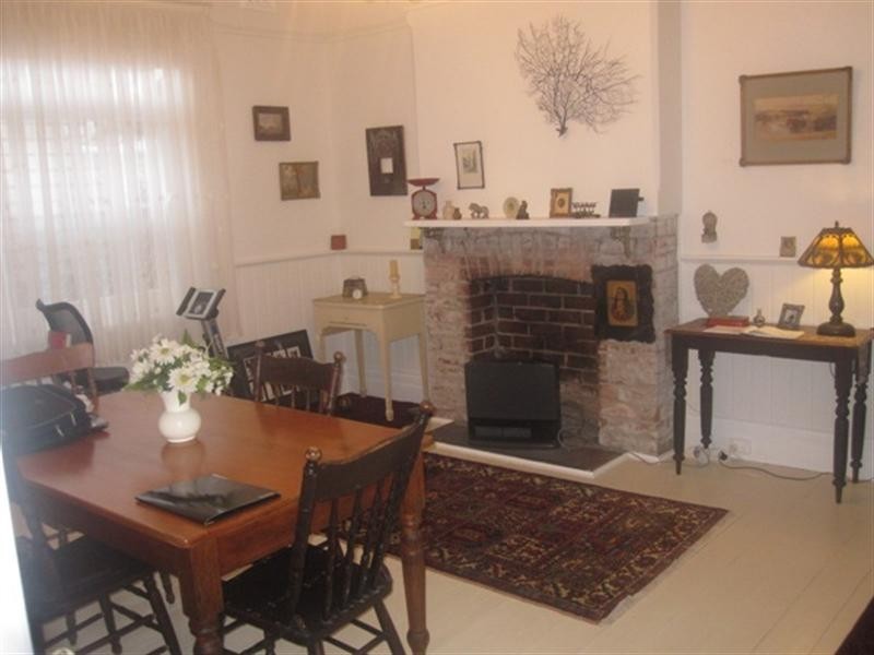 20 Roslyn Avenue, Islington NSW 2296